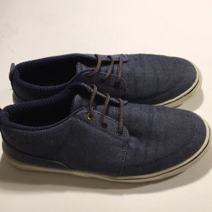 Under Armour Men’s shoe,size 7.